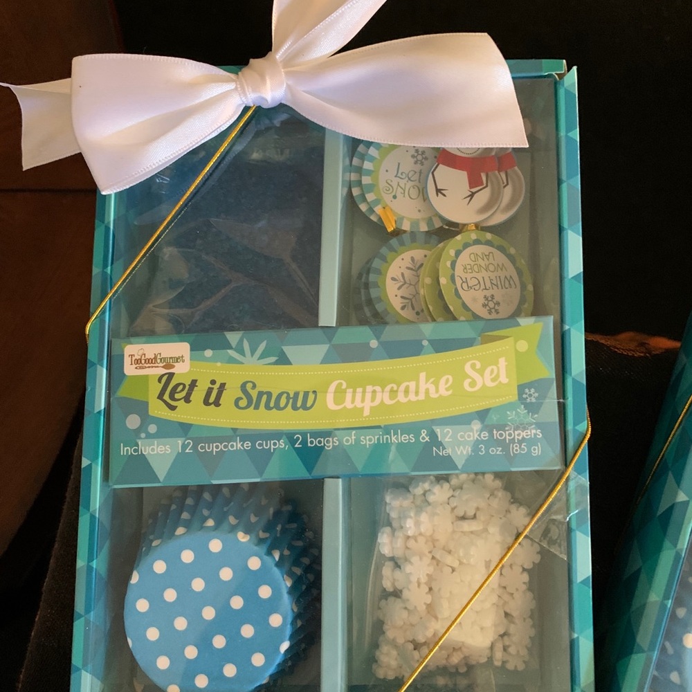 Holiday Baking Bundle - Picture 5 of 11